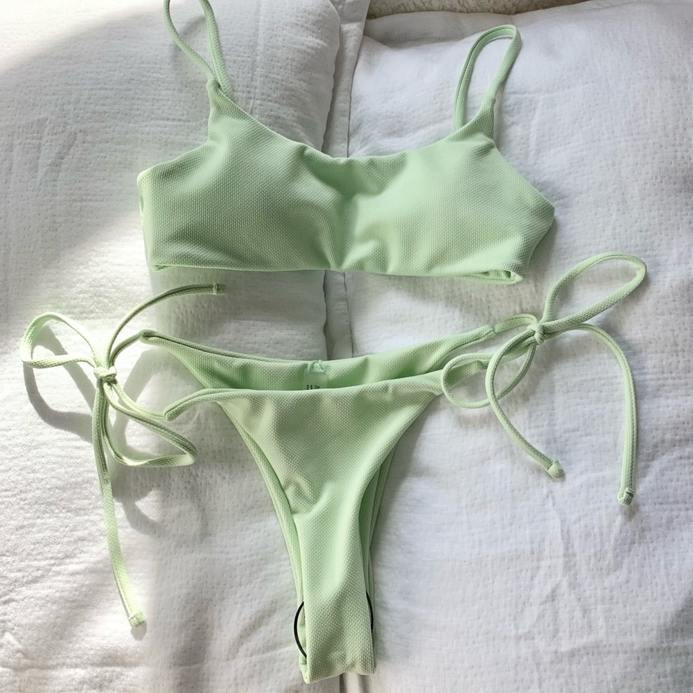 NWT BIKINI - Light Green Bikini Set